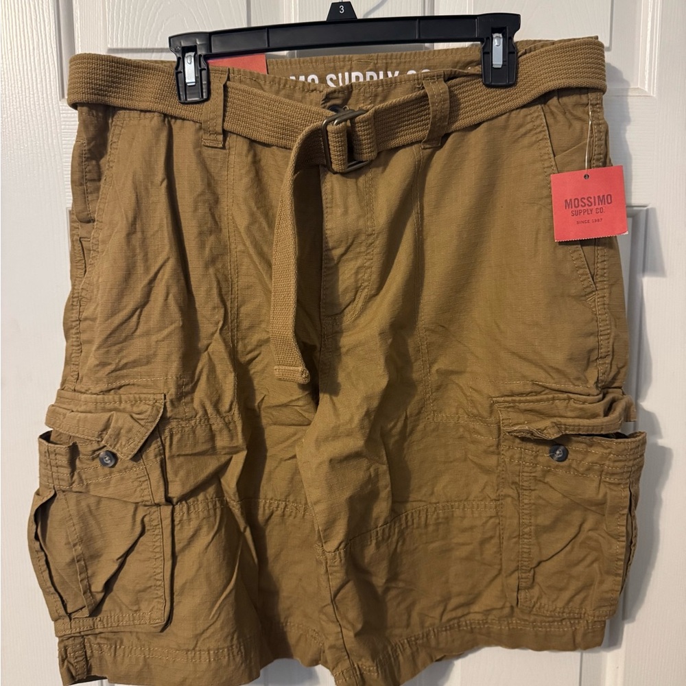 Mossimo Supply Co Tan Cargo Shorts Essential Style
